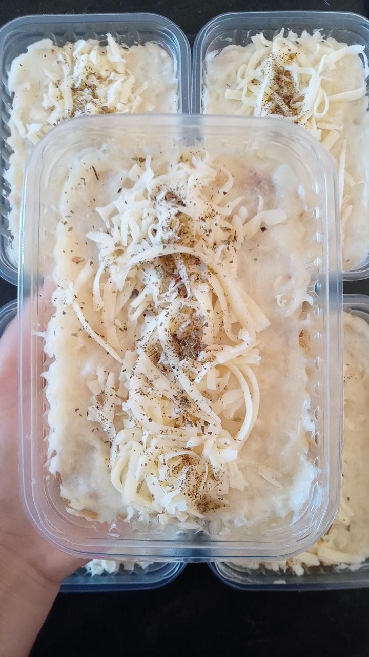 Escondidinho de Aipim c/ carne moida