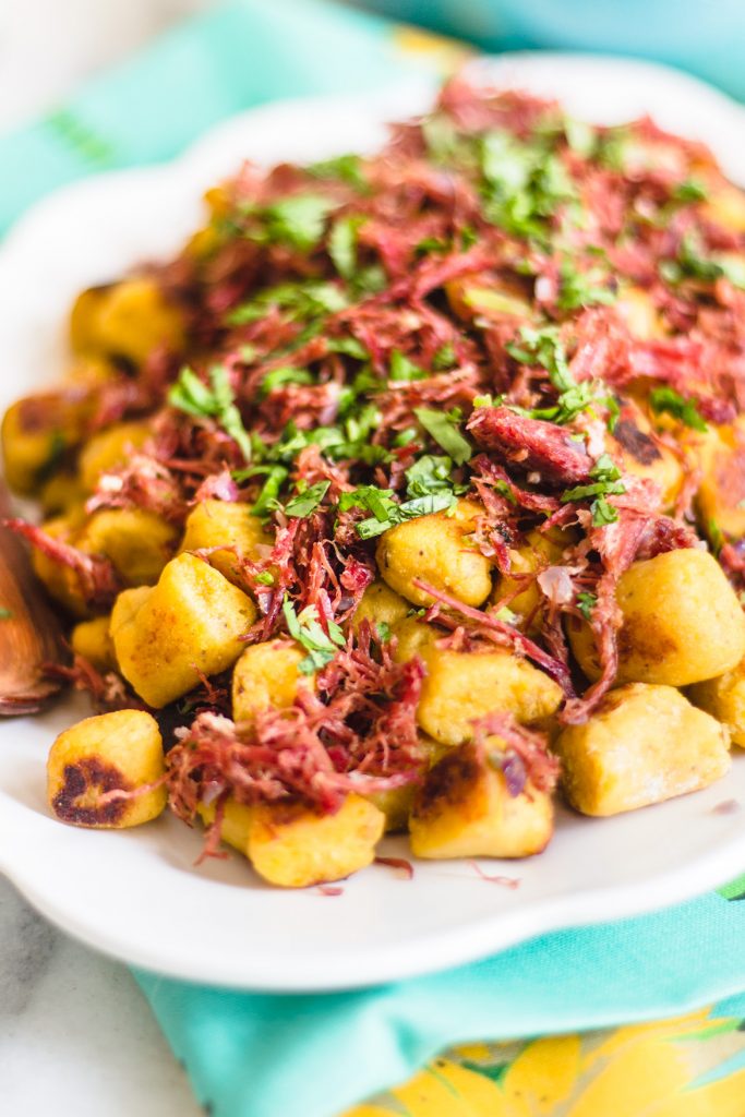 Nhoque de banana da terra c/ carne seca